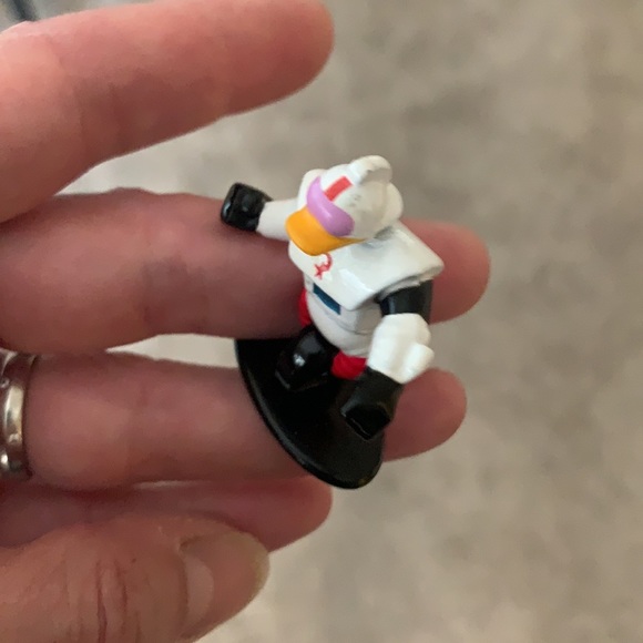 Disney LE Gizmo Duck Metal Nanofig NWOT - Picture 5 of 5